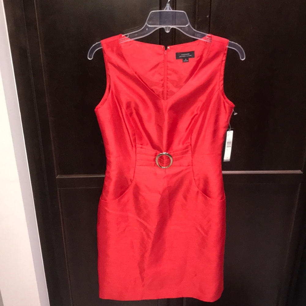 NWT Tahari red dress w pockets! Sexy professional